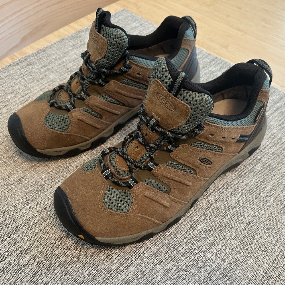 KEEN Headout Women’s Size 10.5 Waterproof Hiking Boot